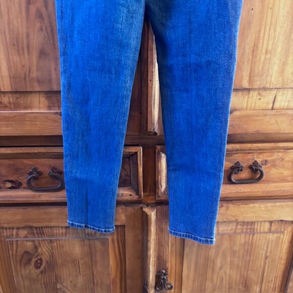 Black Label High Waisted Jeans - Size 3 - Picture 5 of 9